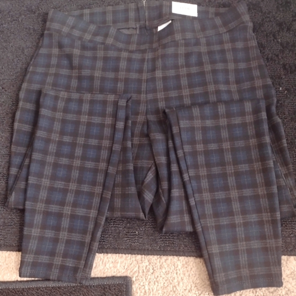 Women plaid pants